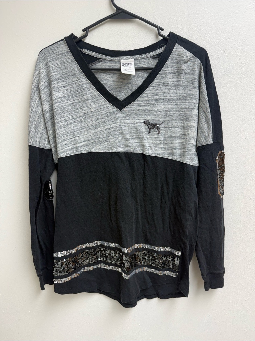 Y2K PINK Victoria's Secret Gray and Black Sparkly V-Neck Top